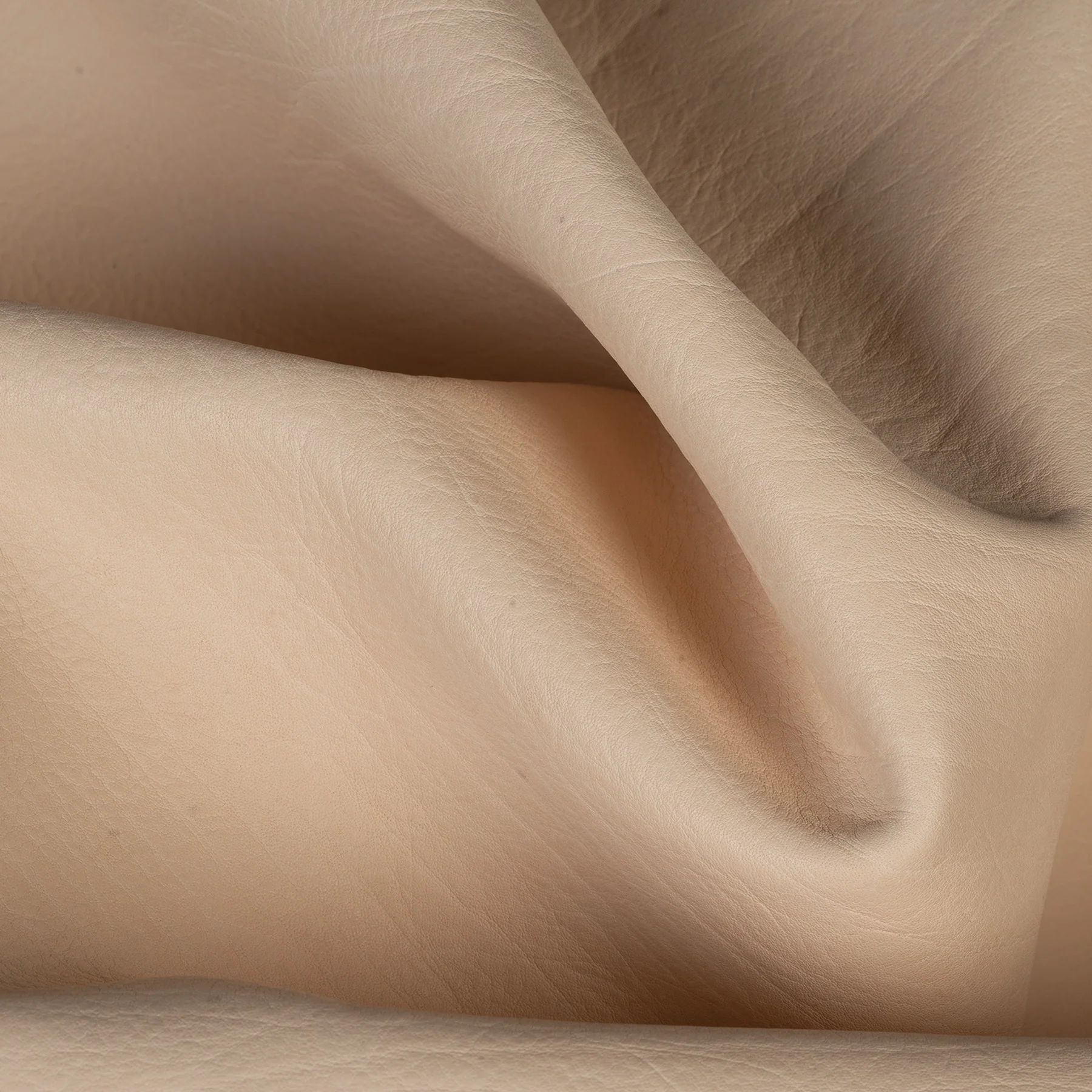 Soft Veg-Tan Double Shoulder, 3 to 4 oz.