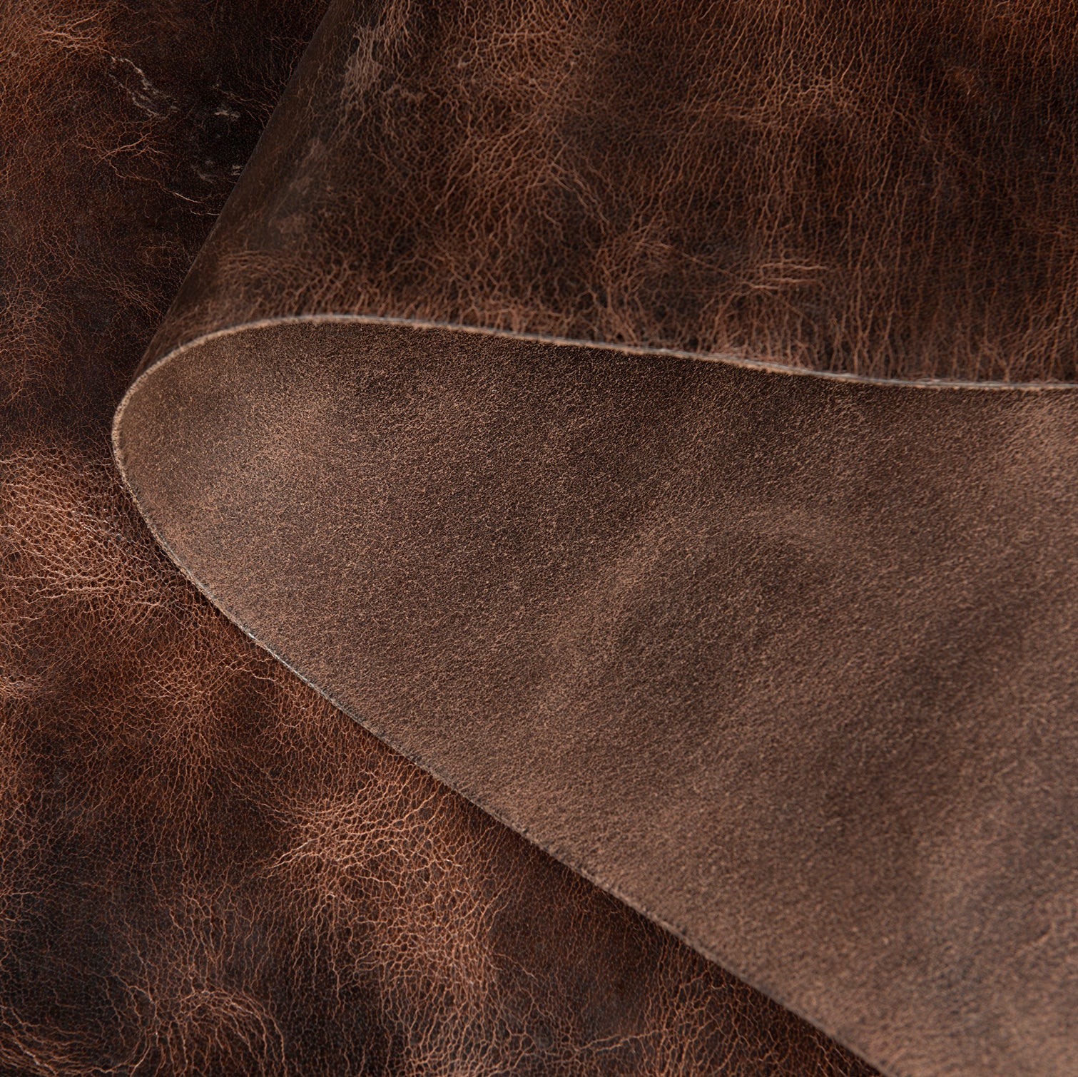 10697-water-buffalo-leather-single-bends-1.webp