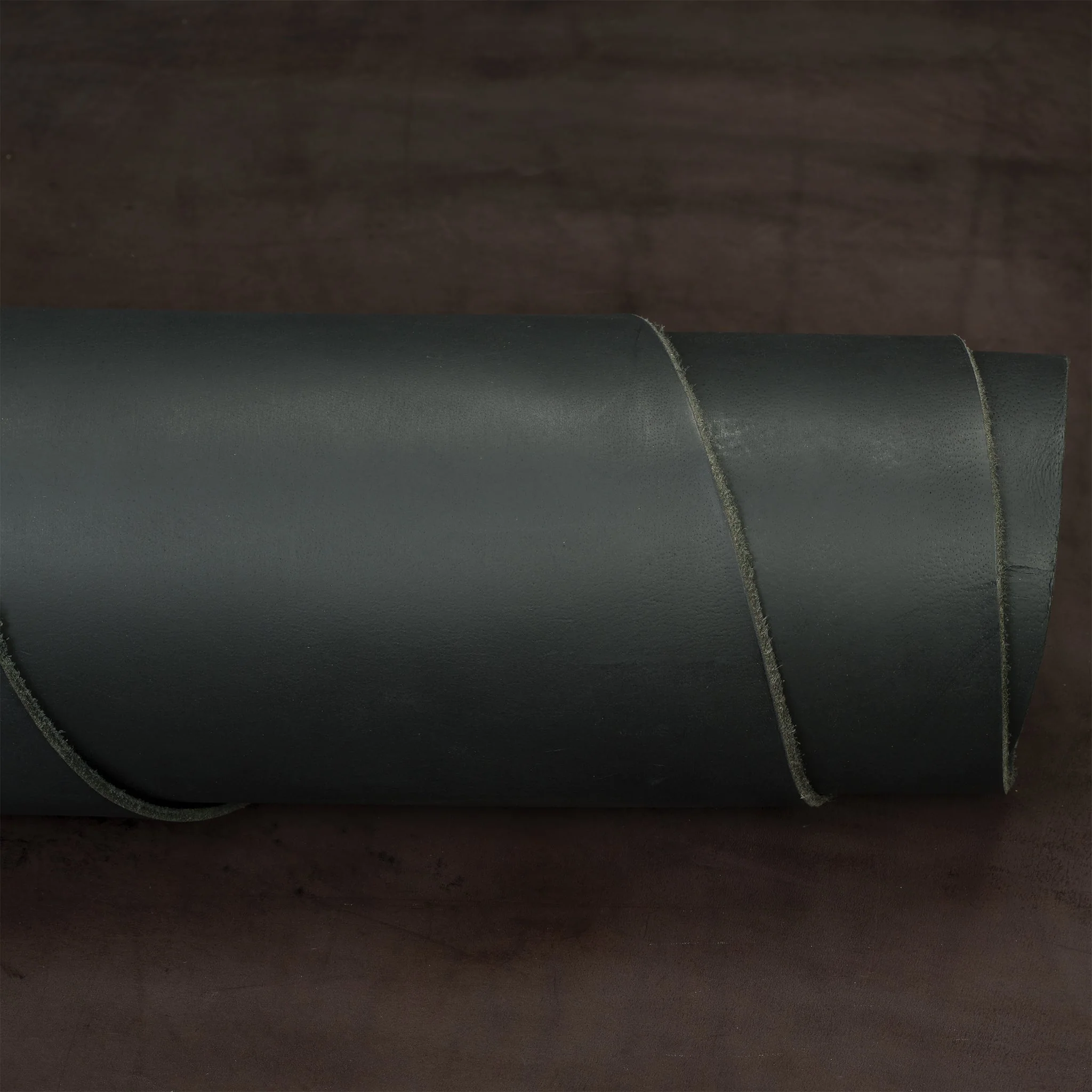 10697-water-buffalo-leather-single-bends-1.webp