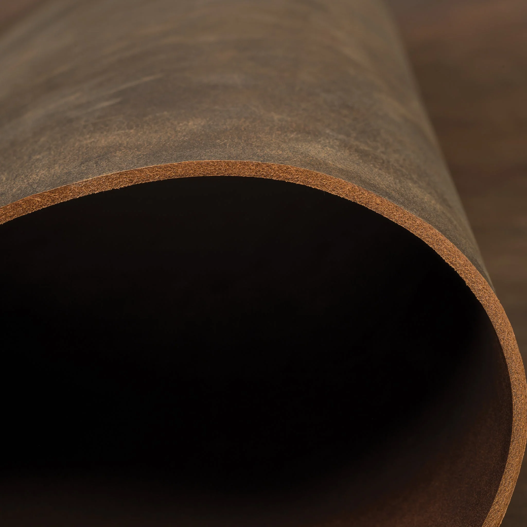 10697-water-buffalo-leather-single-bends-1.webp