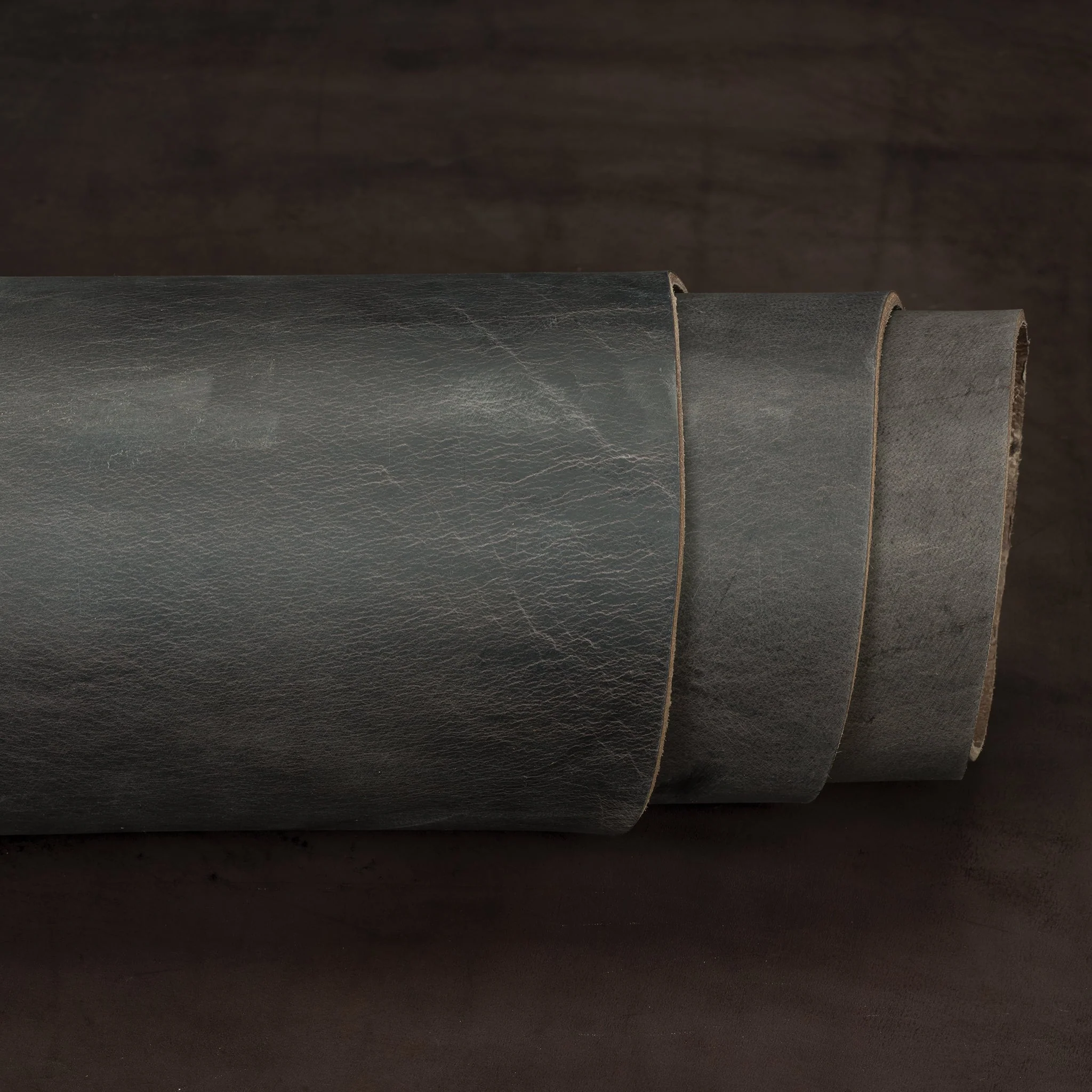 10697-water-buffalo-leather-single-bends-1.webp