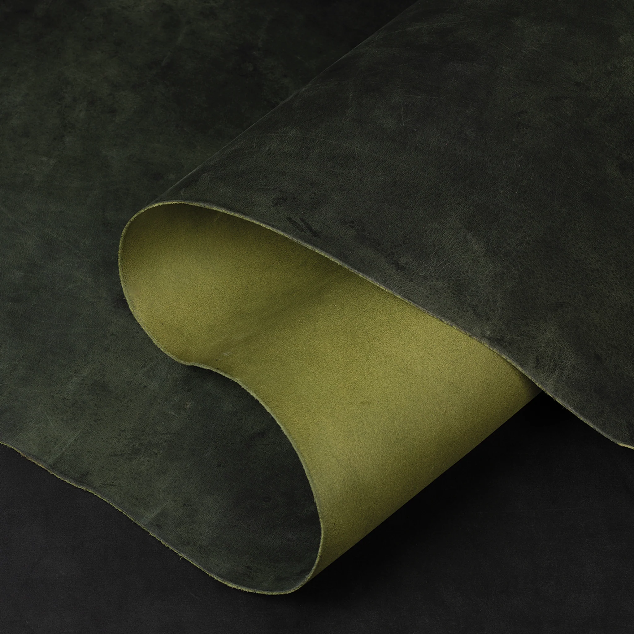 10697-water-buffalo-leather-single-bends-1.webp