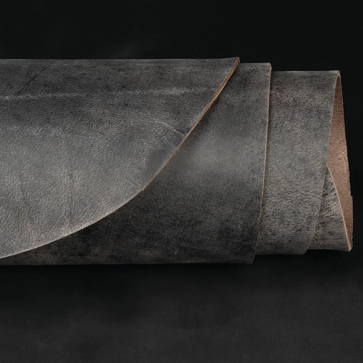 10697-water-buffalo-leather-single-bends-1.webp