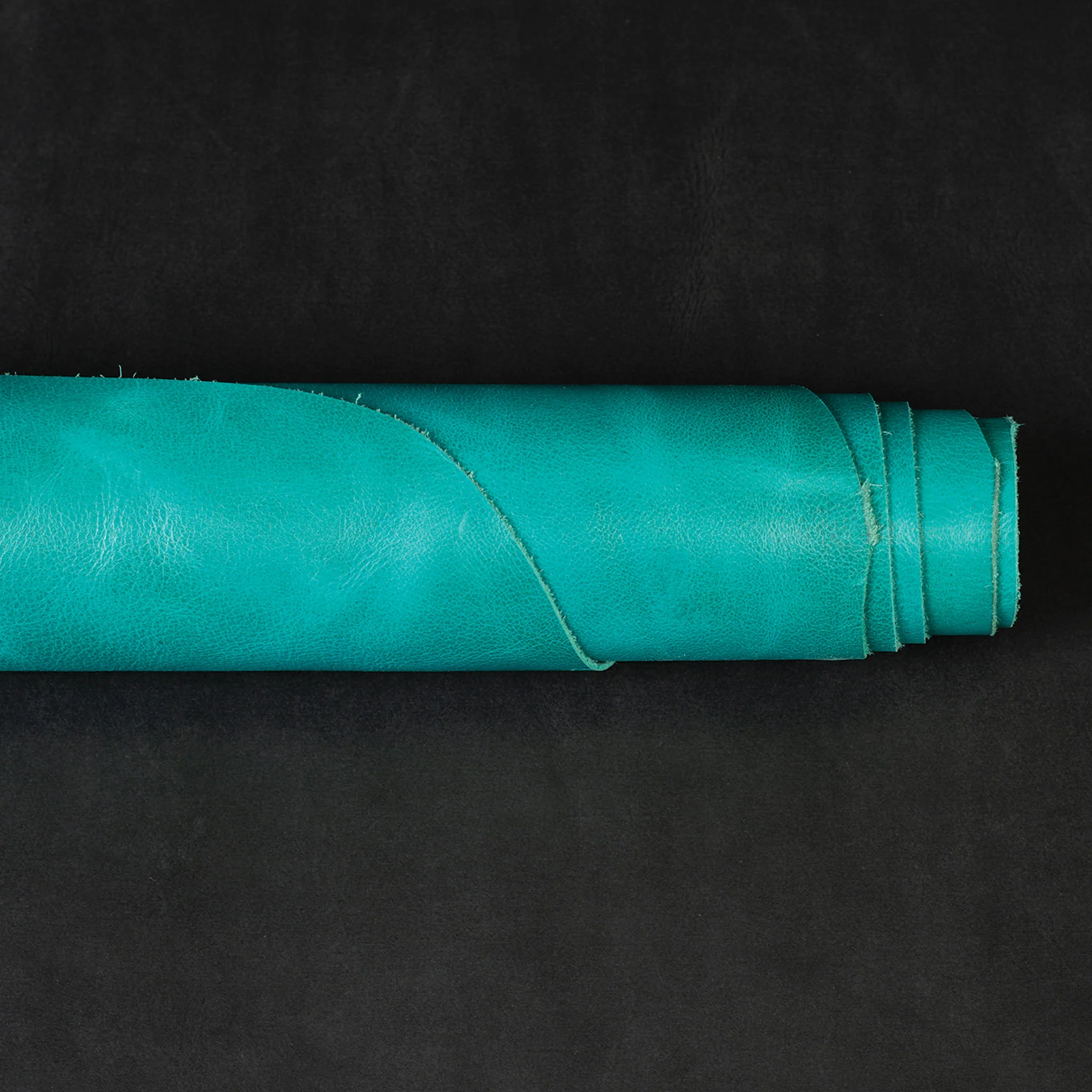 10824-western-crunch-water-buffalo-leather-side-4-5-oz–1.jpg