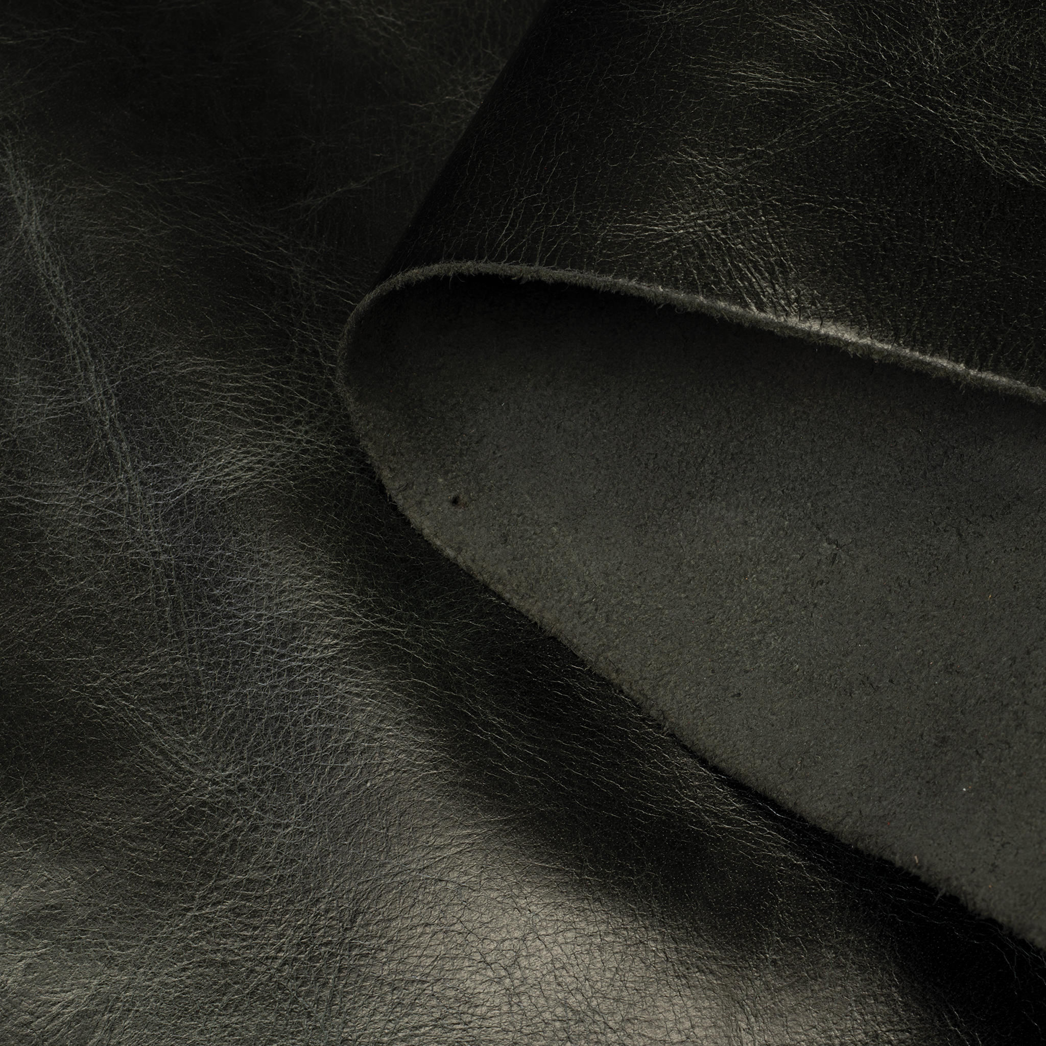 10824-western-crunch-water-buffalo-leather-side-4-5-oz–1.jpg