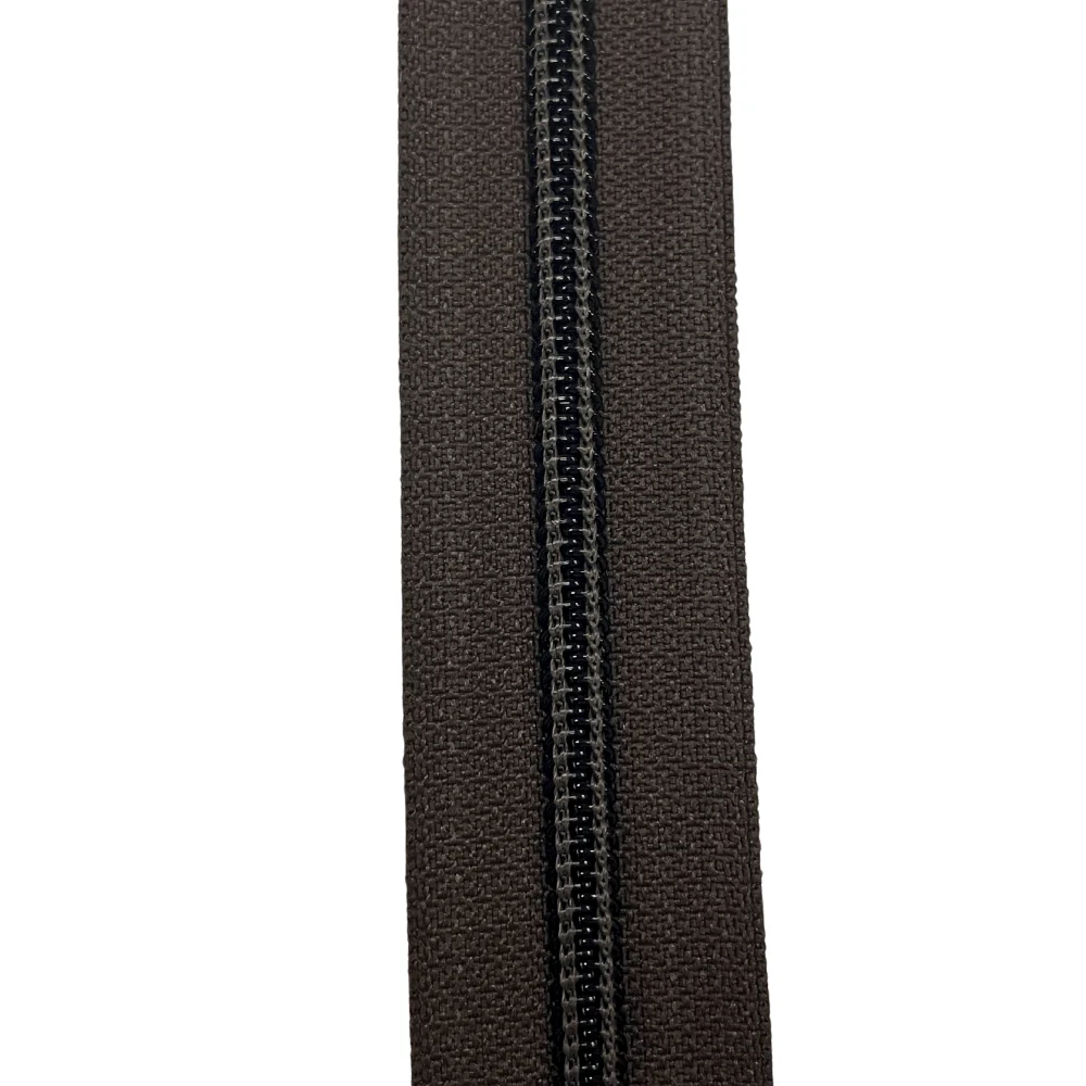 1660–5-brown-coil-zipper-tape-nylon-x5cc-bro-1.webp