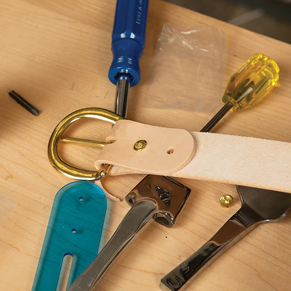 1674–5-buckle-1.webp