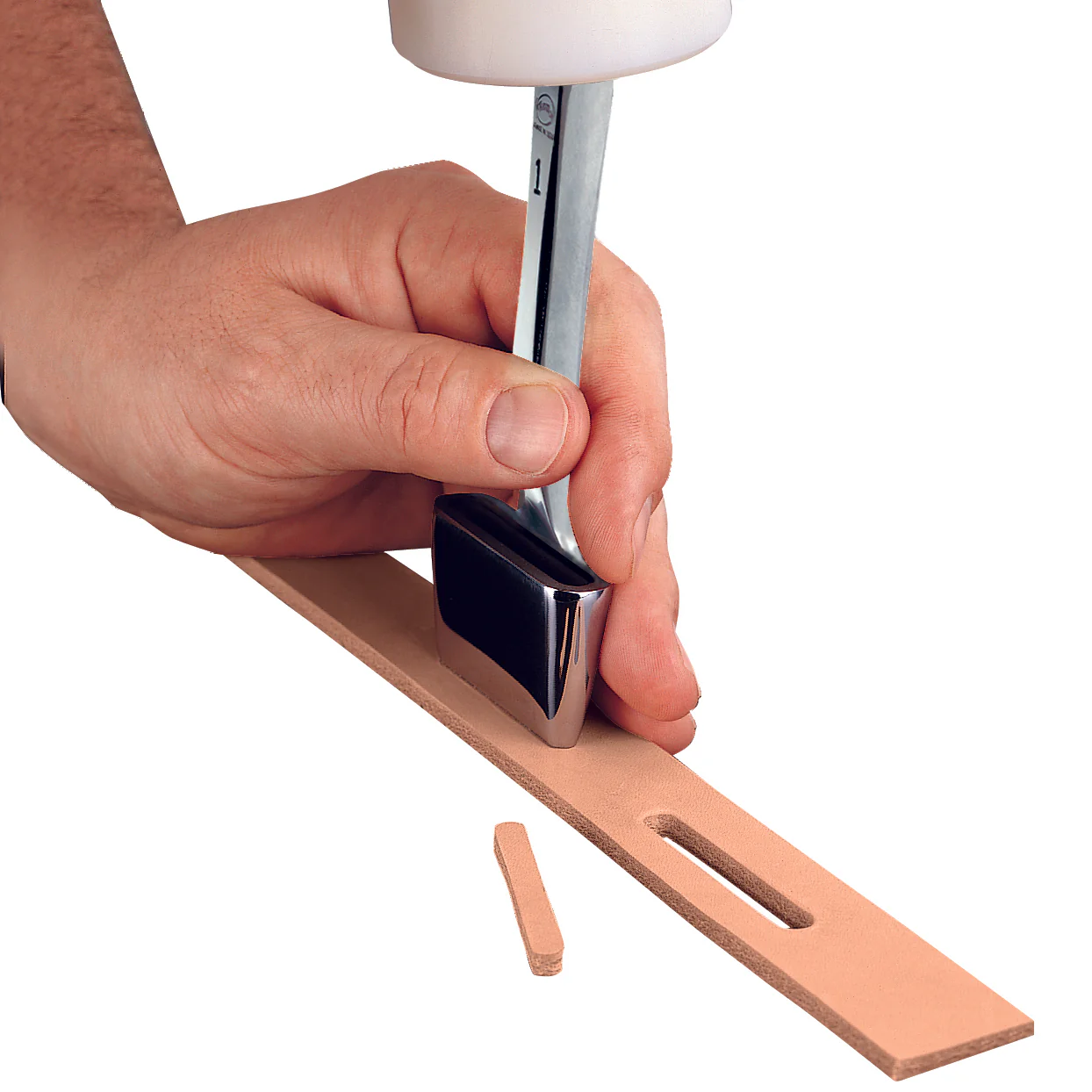 21-master-tool-oblong-leather-punch-1.webp