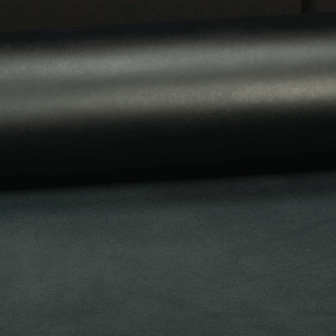 5631-black-veg-tanned-strap-leather-7-8-oz–1.jpg
