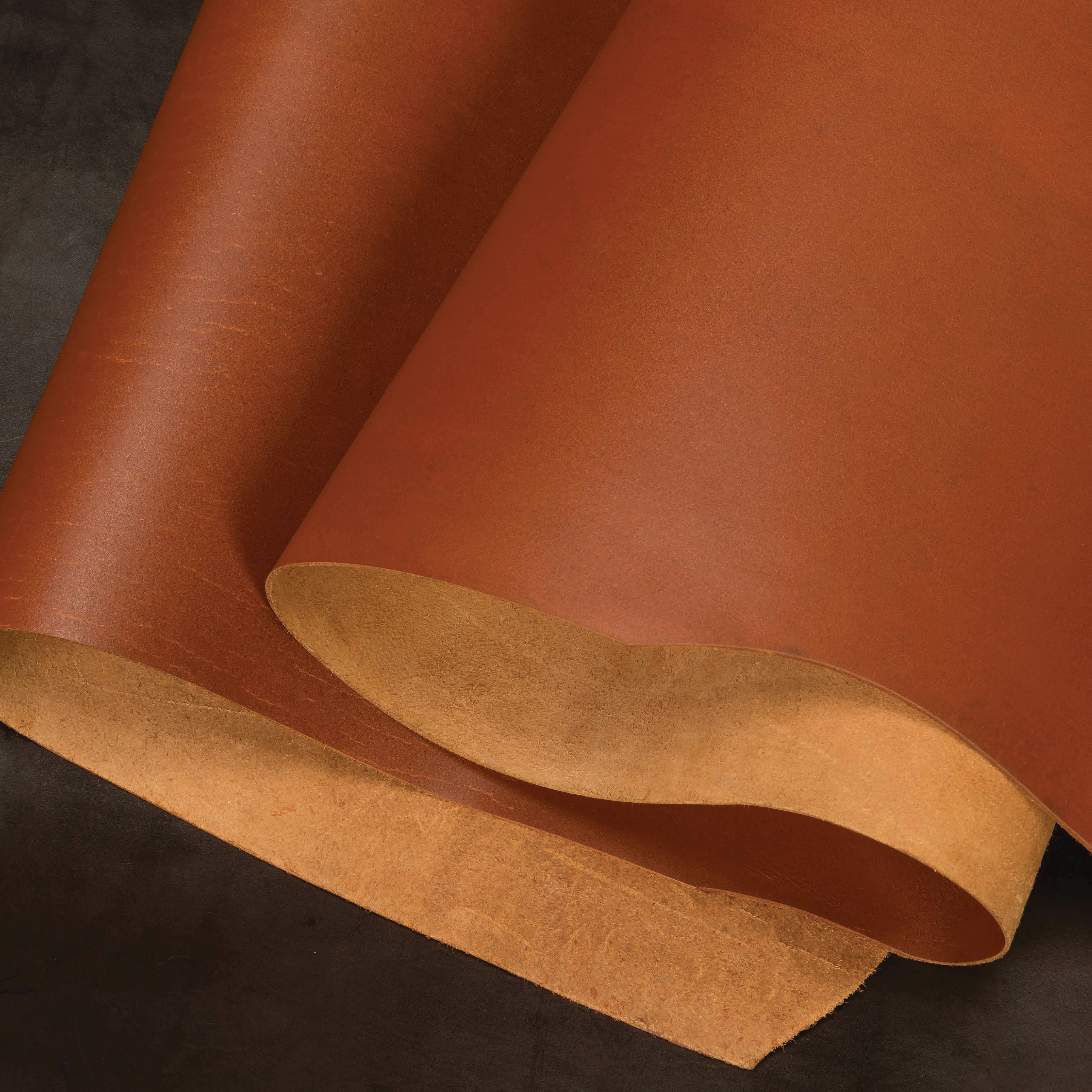 6083-chrome-tanned-water-buffalo-leather-5-6-oz–1.webp