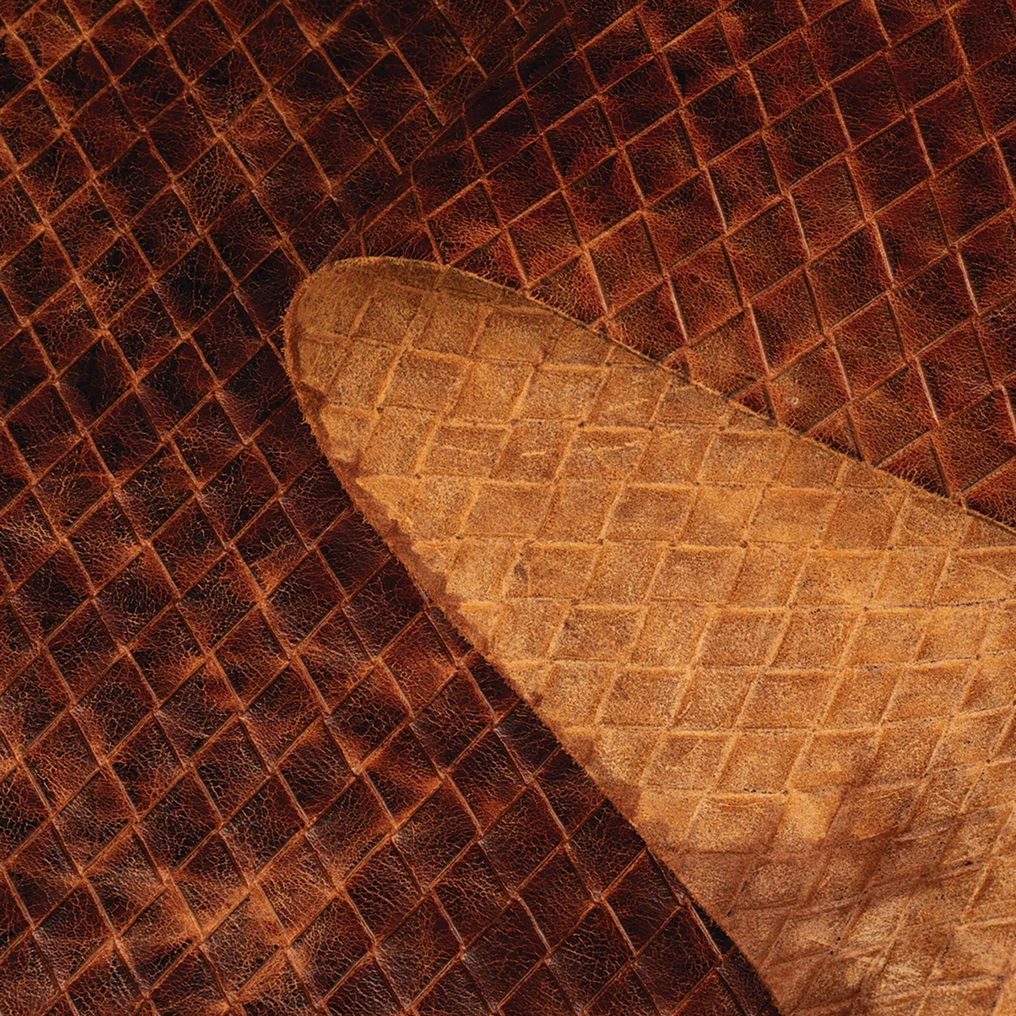 6675-embossed-leather-2-3-oz-woven-cognac-1.webp