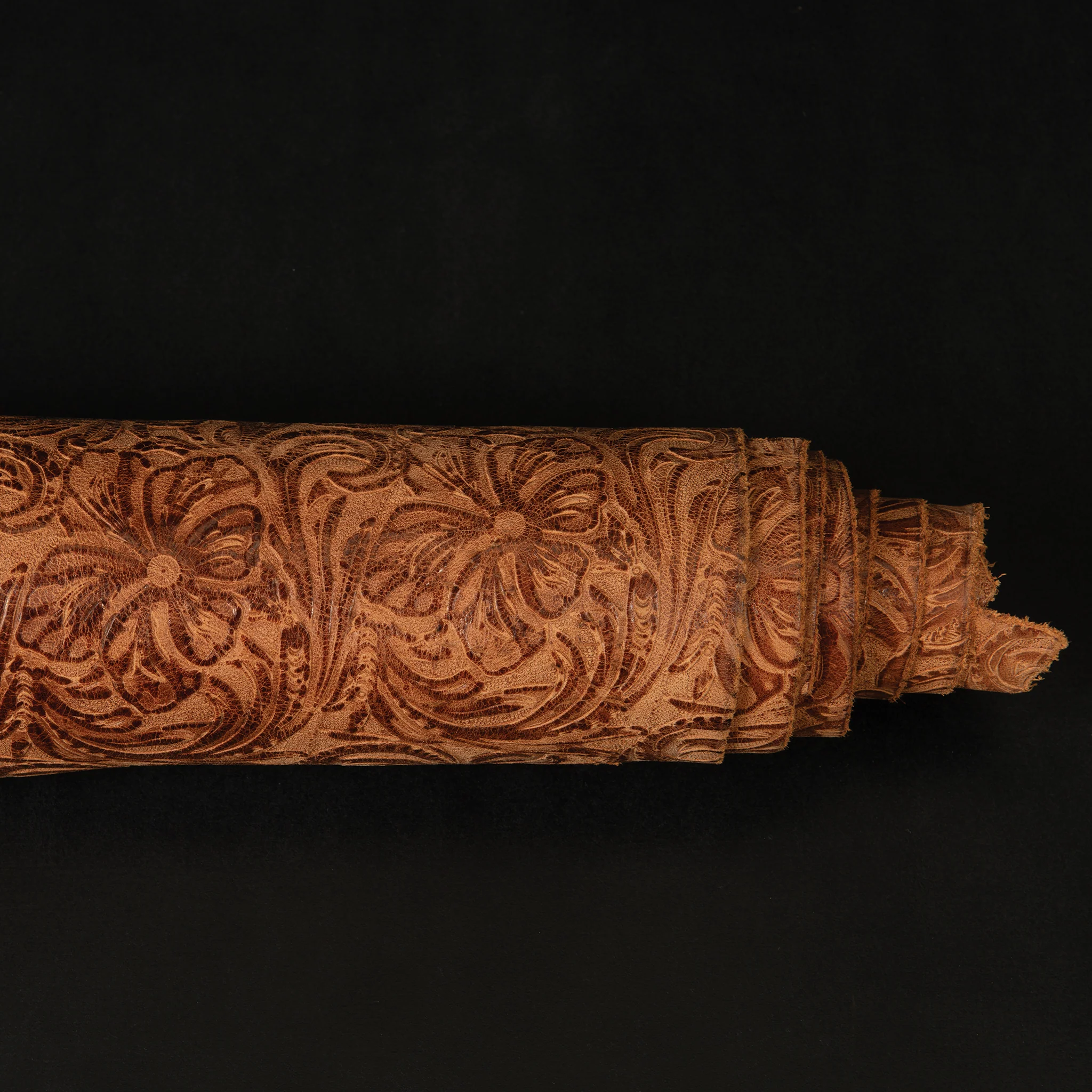 6683-embossed-leather-2-3-oz-floral-1.webp