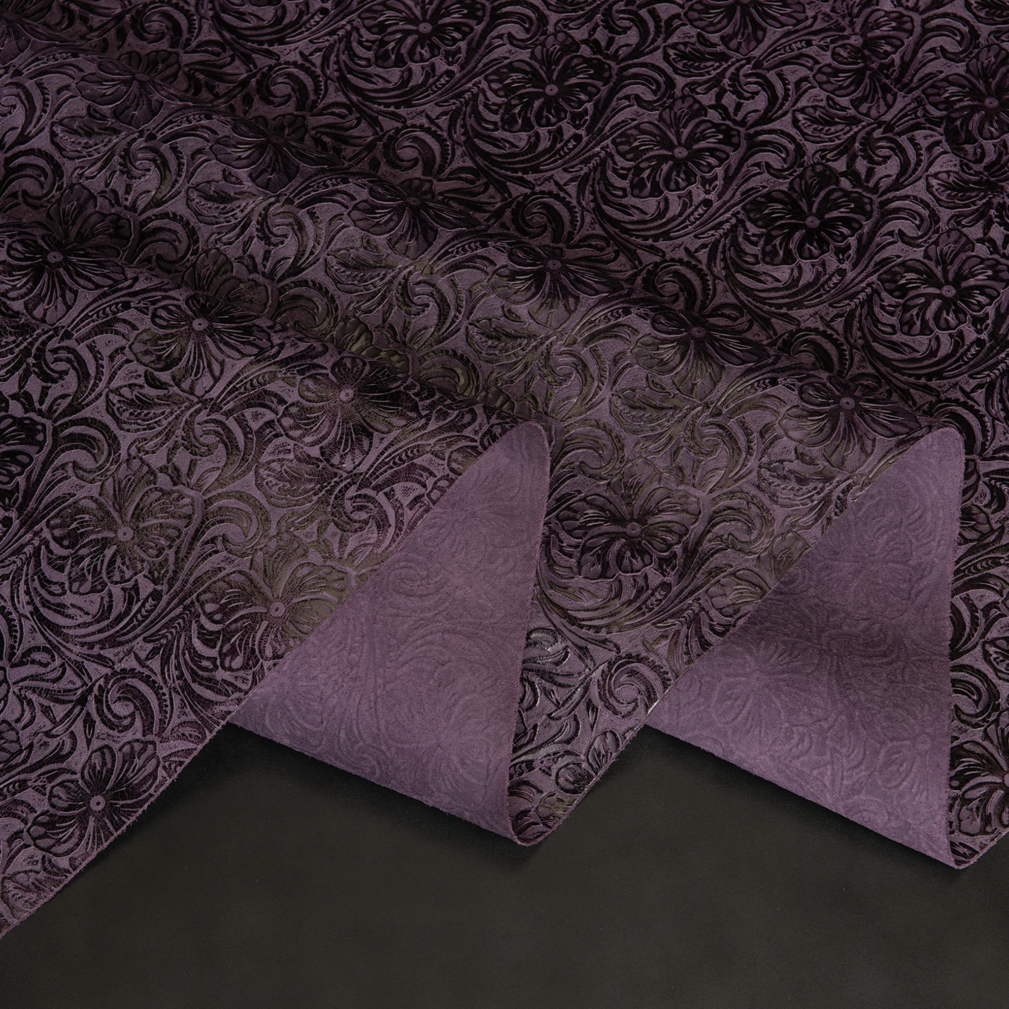 6683-embossed-leather-2-3-oz-floral-1.webp