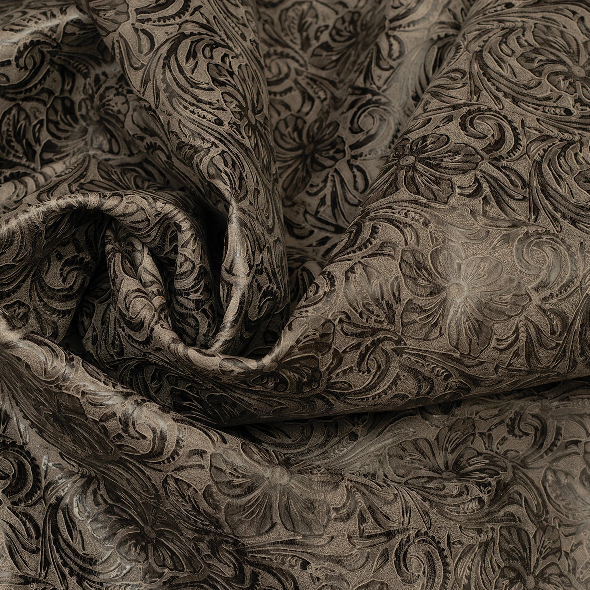 6683-embossed-leather-2-3-oz-floral-1.webp