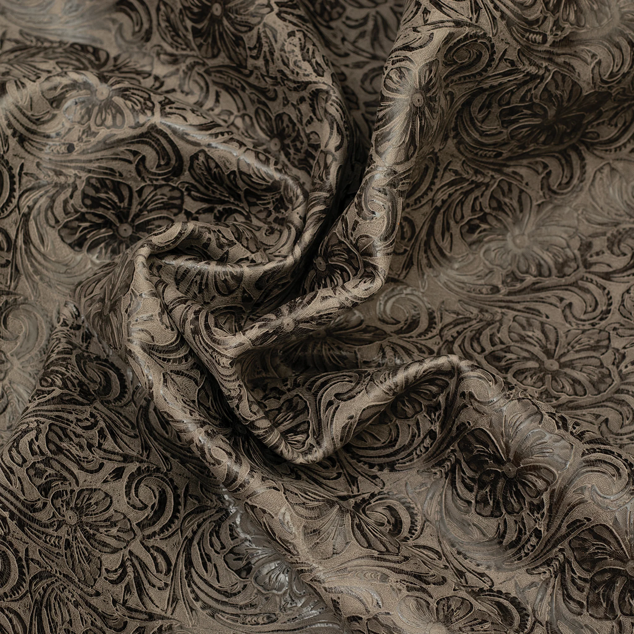 6683-embossed-leather-2-3-oz-floral-1.webp