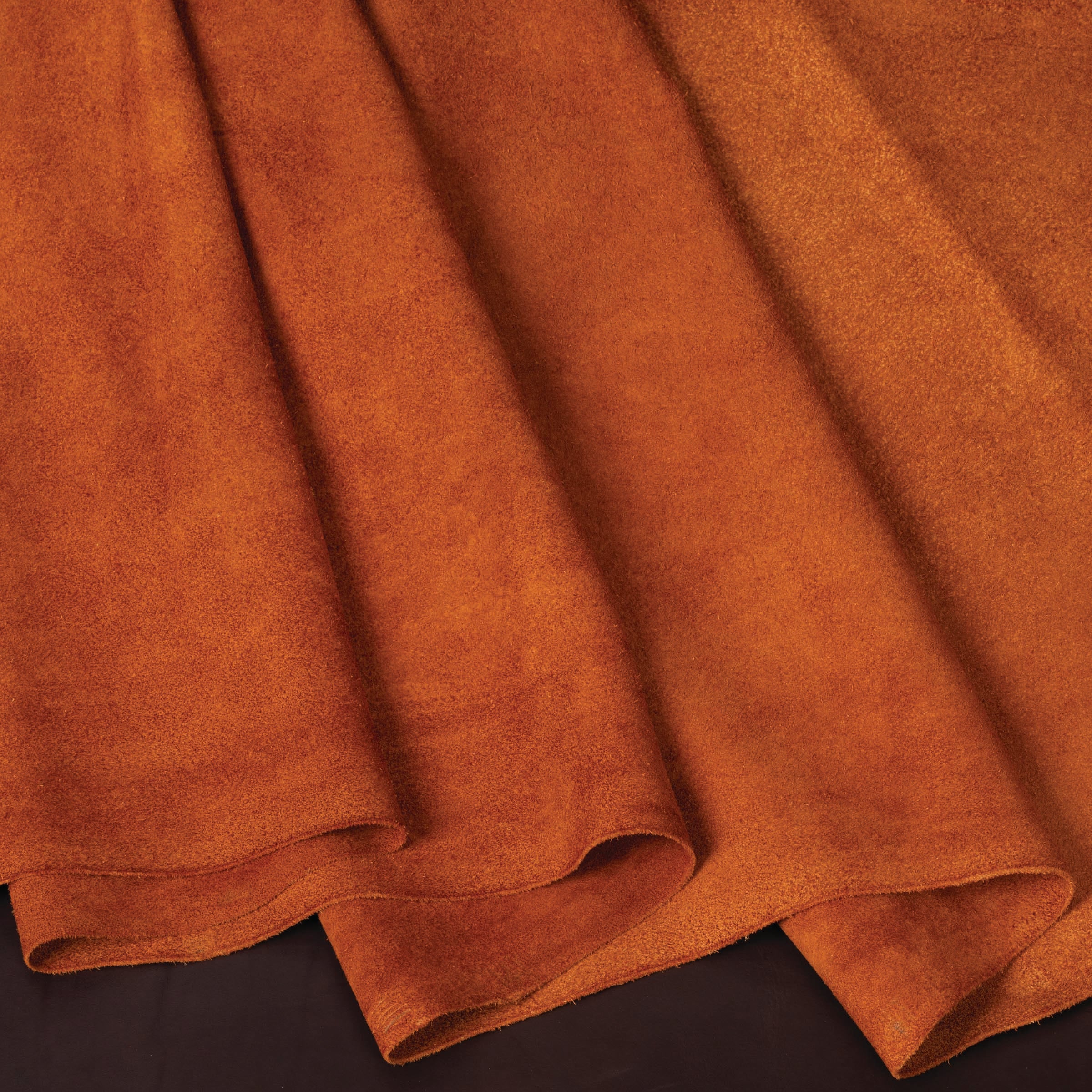 7366-hermann-oak-heritage-1881-suede-leather-3-4-oz–1.webp