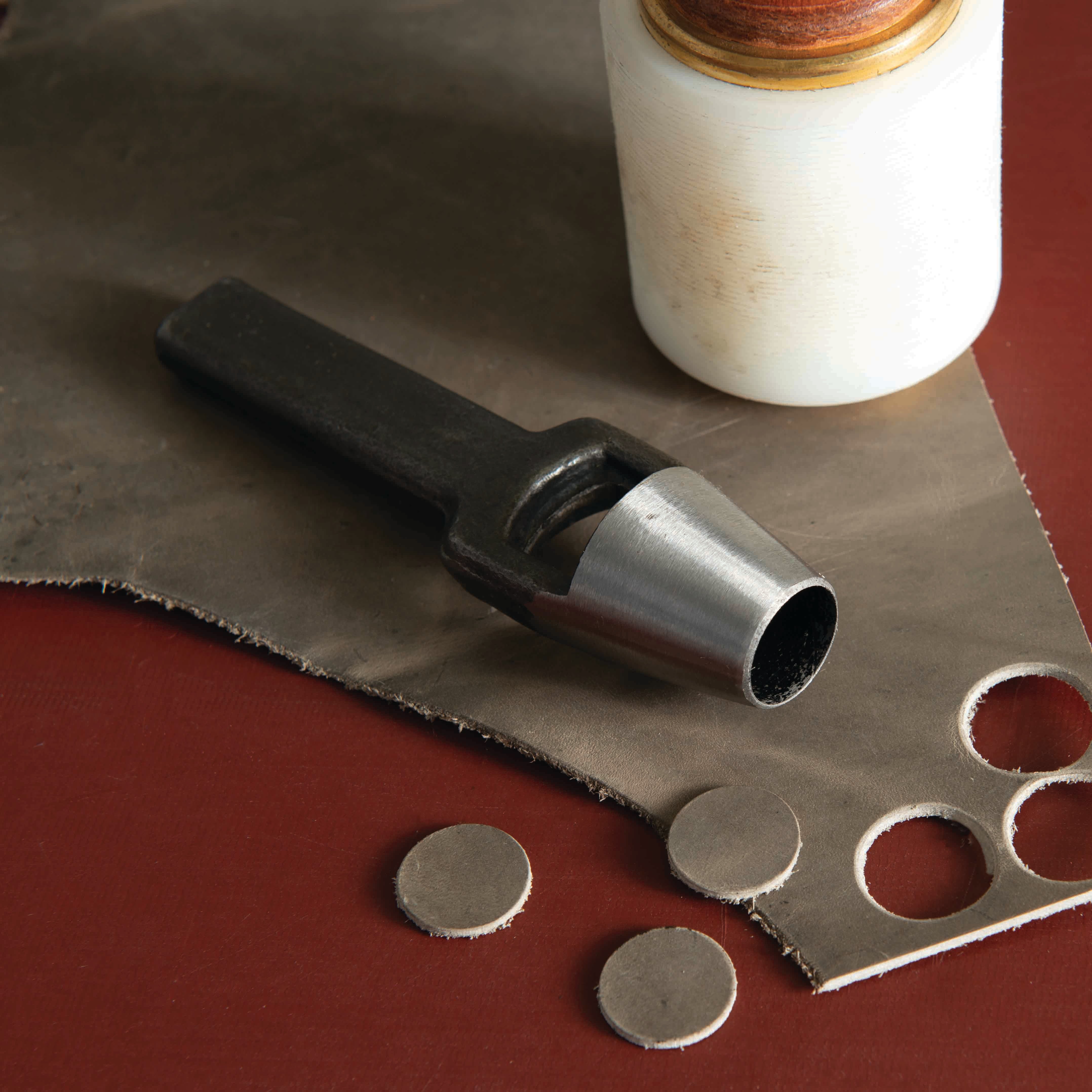 7461-hole-punch-1.jpg
