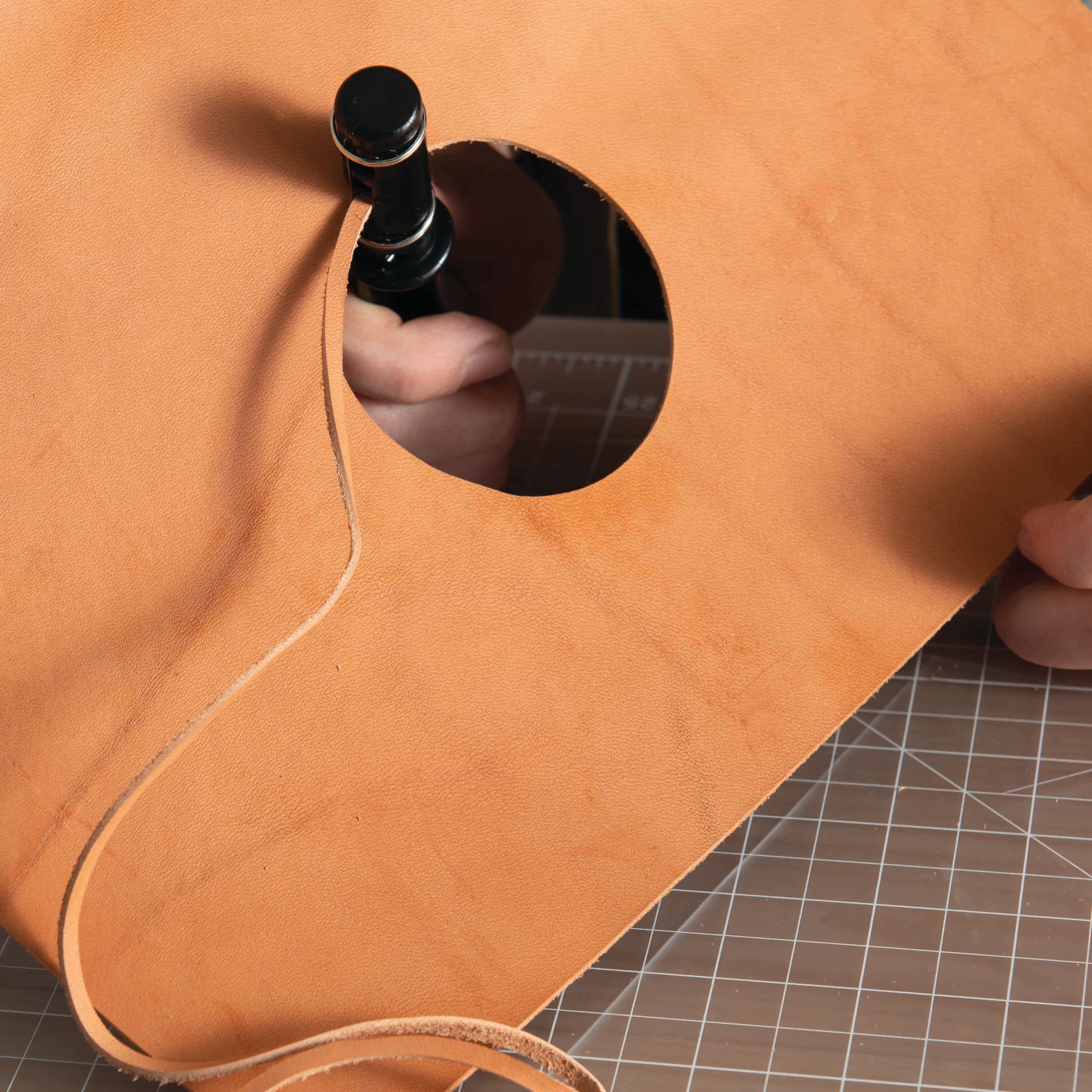 Lace Maker