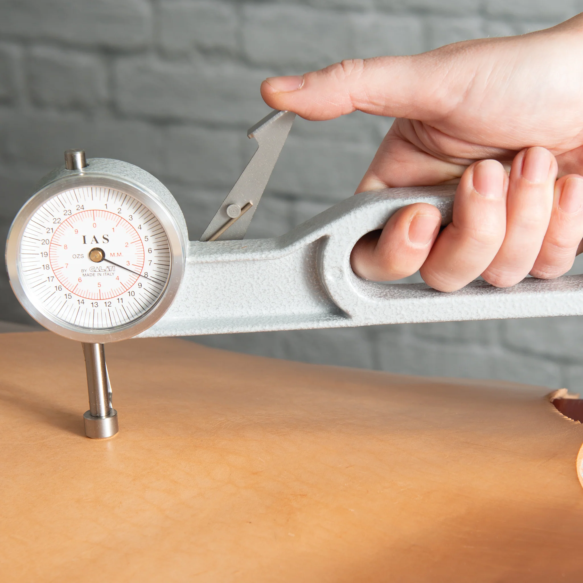 Leather Thickness Gauge, 8" Throat