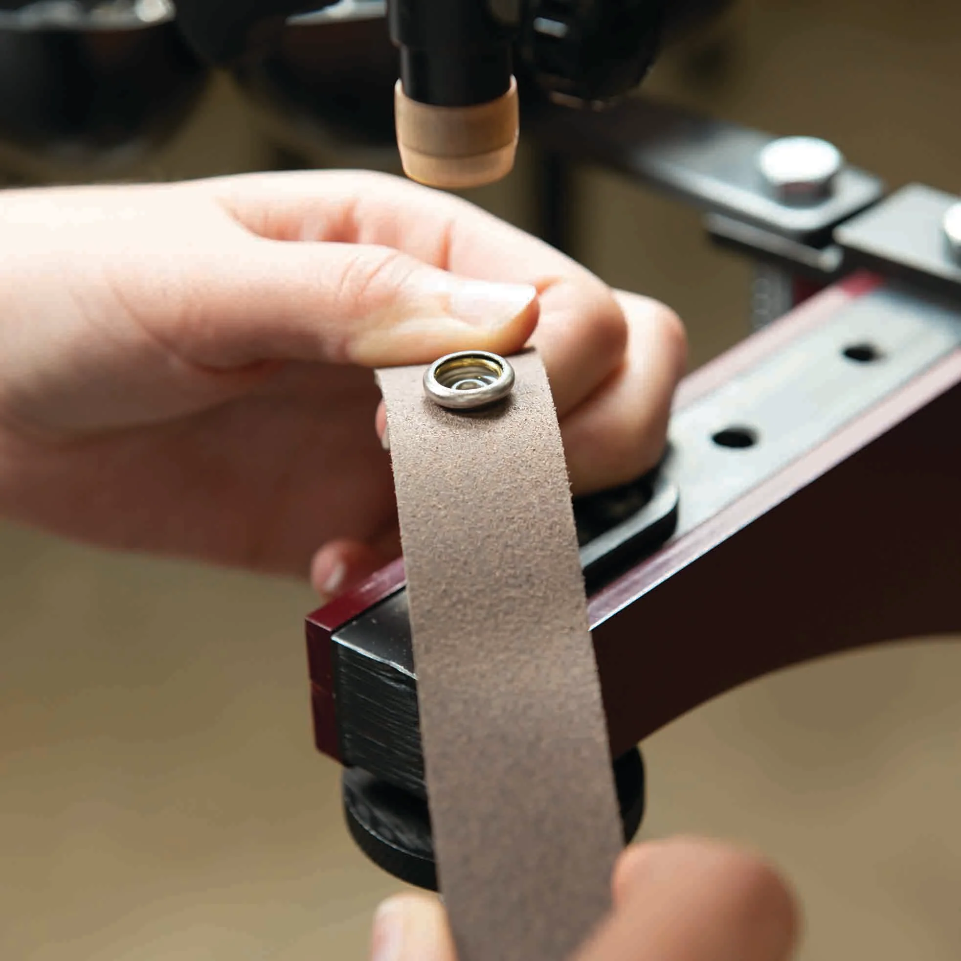 8228-master-tool-mt900-multifunction-foot-press-1.webp