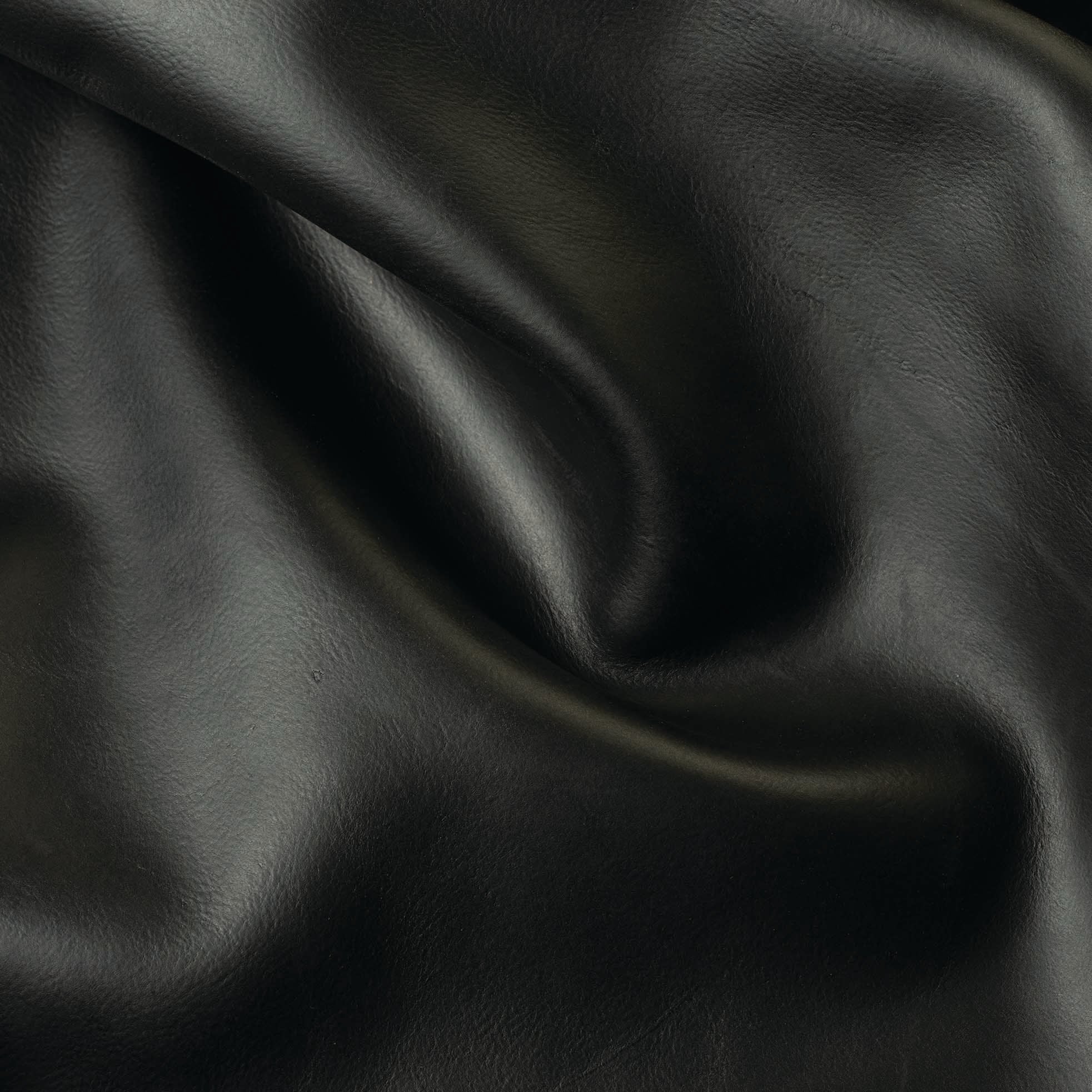 9493-sample-frontier-pull-up-leather-1.webp