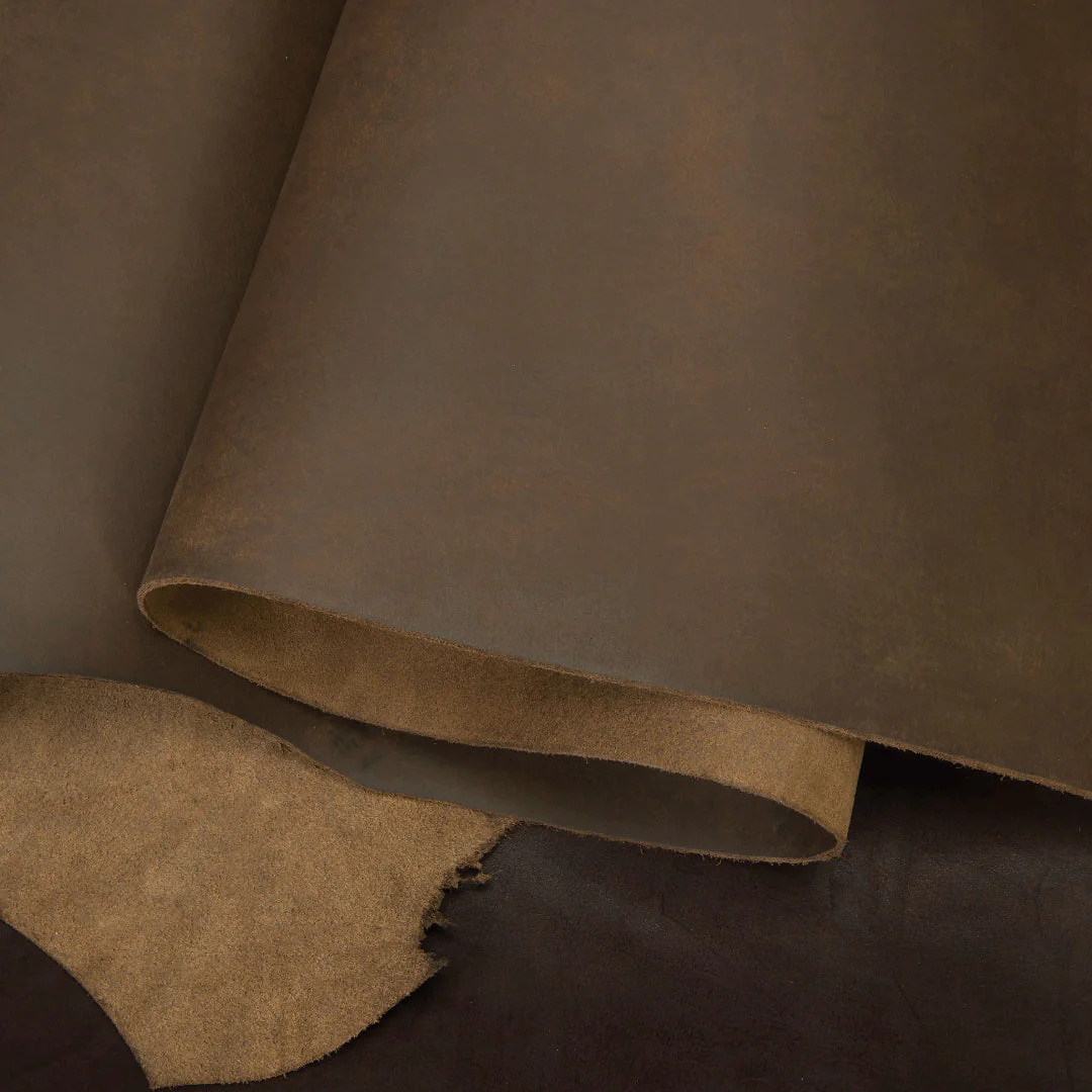 9598-sample-matte-chrome-tanned-water-buffalo-leather-5-6-oz–1.webp