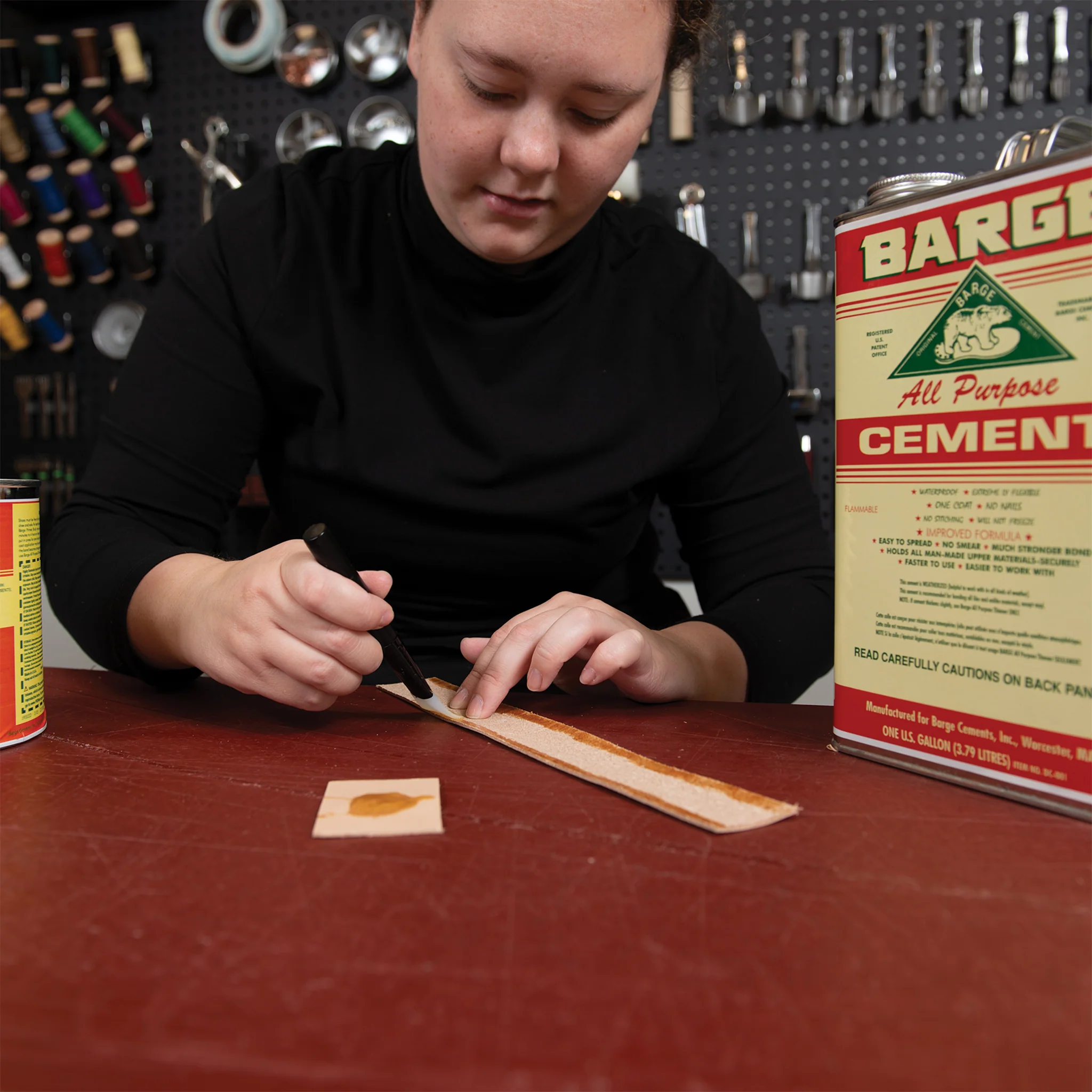 99-barge-glue-1.webp